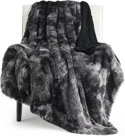 Soft Plush Fleece Blanket for Home Use, Machine Washable Sherpa