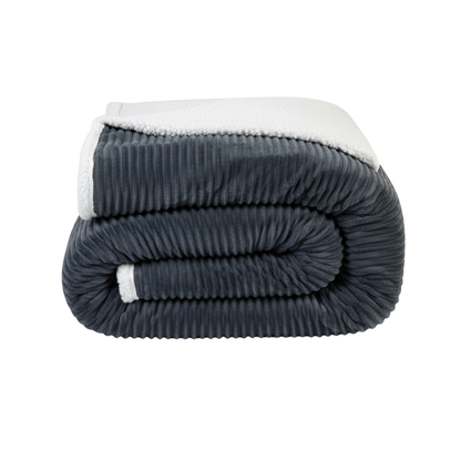 Cozy Microfiber Sherpa Blanket for Beds and Sofas