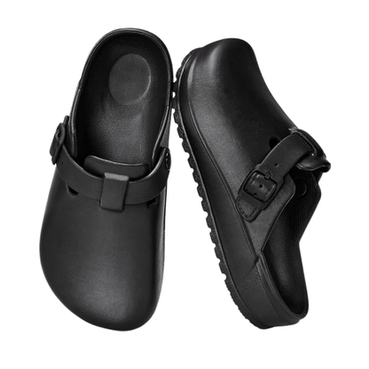 Adjustable Buckle Clogs for All Genders with Textured Sole